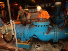 Open cycle cooling water pump outlet check door maintenance